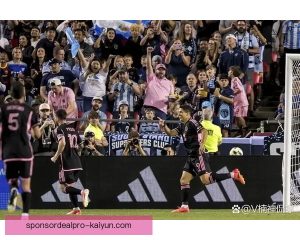 卡马文加技术全面分析，状态回暖值得关注在新赛季表现中逐渐显现。