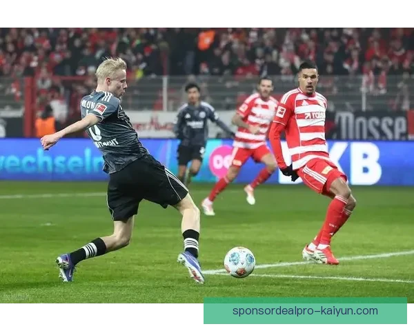 德甲法兰克福点球英雄近期表现稳健屡建奇功